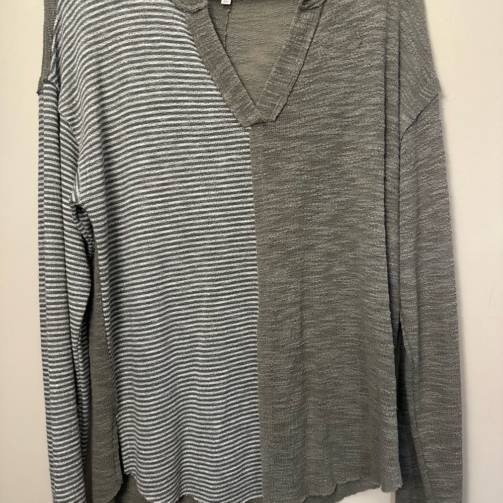 BKE Green Striped Long Sleeve Top